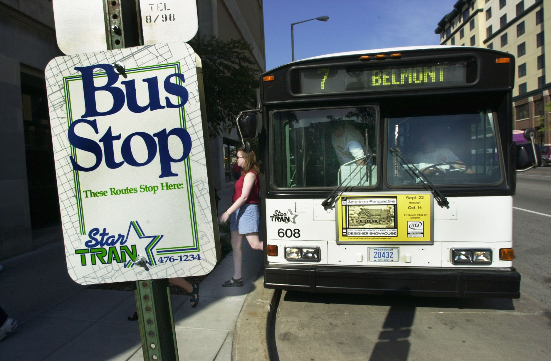 Downtown shuttle bus